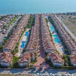 Sunset Beach Aqua Lettings מלון דירות